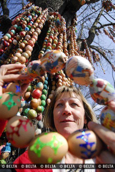 Easter Eggs around the World | Christmas bulbs, Easter eggs, Easter