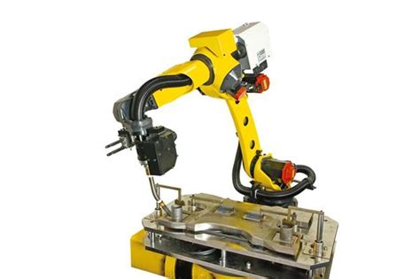 Robotic Arc Welding Systems | FANUC