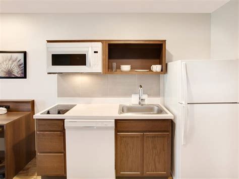 Extended Stay Hotels with Kitchens | WoodSpring Suites In-Room Kitchens