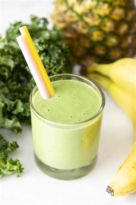 Kale Smoothie Recipe | The Recipe Critic