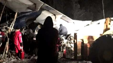 All 25 aboard plane survive crash in Canada - TODAY.com