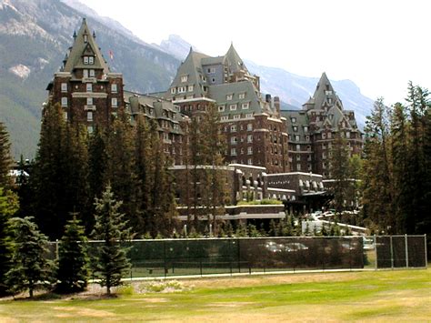 File:Banff Springs Hotel1.jpg