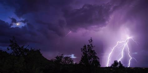 Premium Photo | Lightning in sky at night