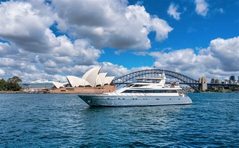 Sydney Harbour Lunch Cruise | Gourmet Dining on Water