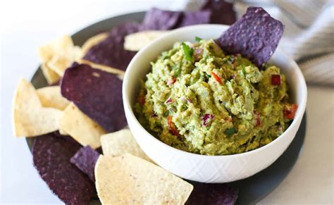 The BEST Chips & Guacamole Recipe {Crowd Pleaser!} - Thriving Home