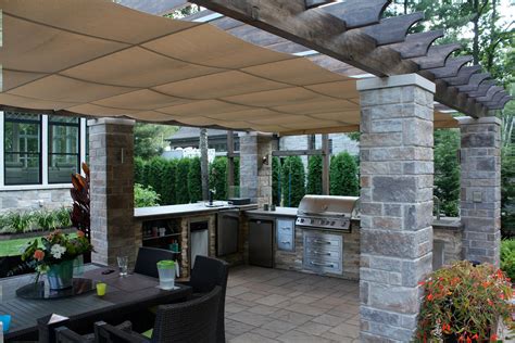 Retractable Outdoor Kitchen Cover in Terrebonne | ShadeFX Canopies