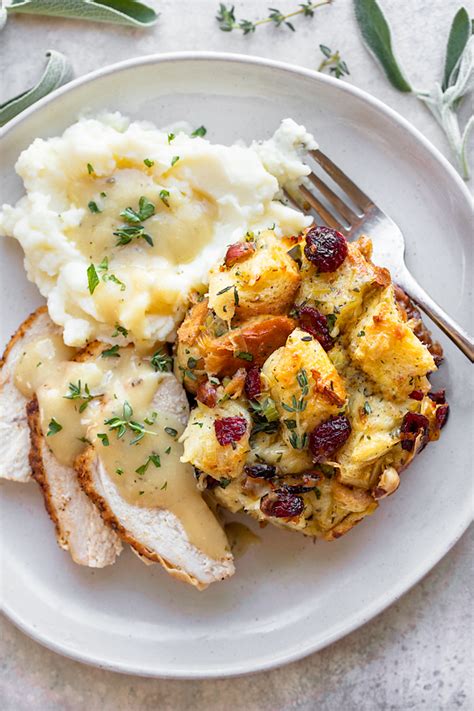 Cranberry Stuffing | The Cozy Apron