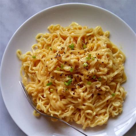 Cheesy Ramen Noodles - Spoons Of Flavor