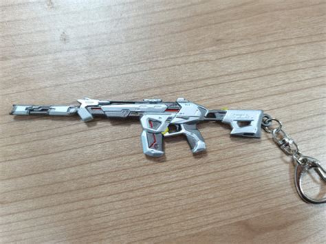 Production of valorant weapon keychains – Gamer Diorama