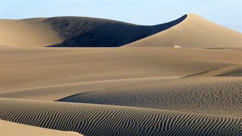 Sand Dunes in the Desert in Peru image - Free stock photo - Public ...