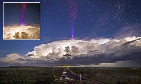 Lightning storm creates a vision against the night sky | Daily Mail Online