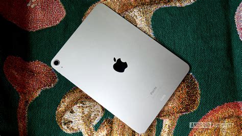 Apple iPad Air (5th generation) review: Mild upgrades, still uncontested