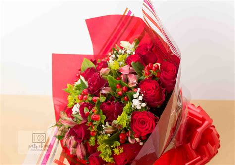 Valentine's Day Gifts for Her flowers 1 - Techicy