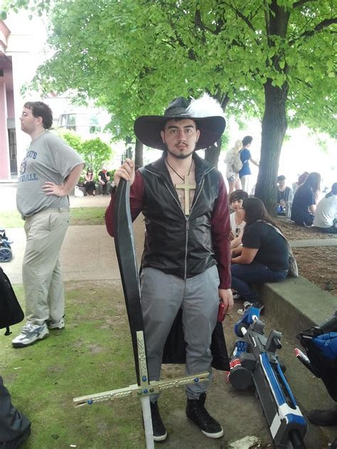 Anime North 2012 - Hawkeye Mihawk Cosplay by RYUSUSKE on DeviantArt