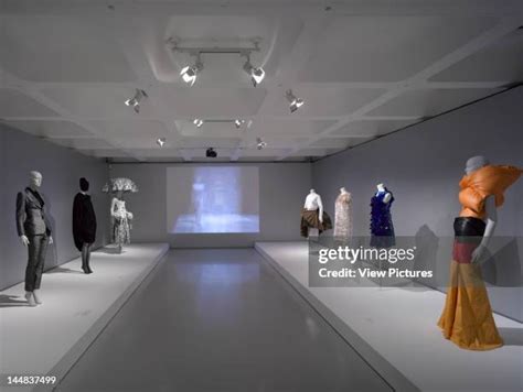 66 Beauty Exhibition Barbican Art Gallery Stock Photos, High-Res ...