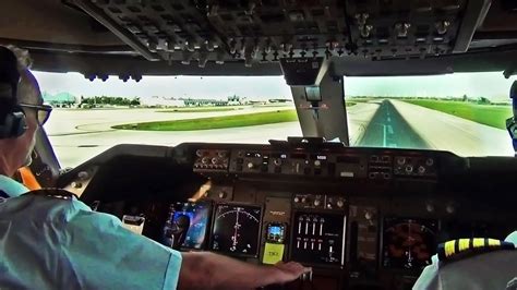 Boeing 747 Cockpit Takeoff