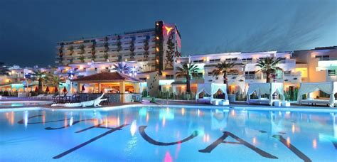 Ushuaia Ibiza Beach Hotel, club, hotel y experiencia VIP