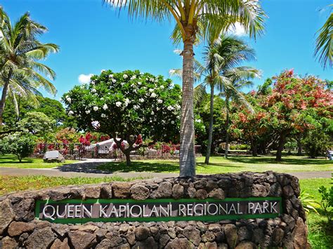 Queen Kapiolani Park | Beautiful places on earth, Hawaii travel, Oahu hi