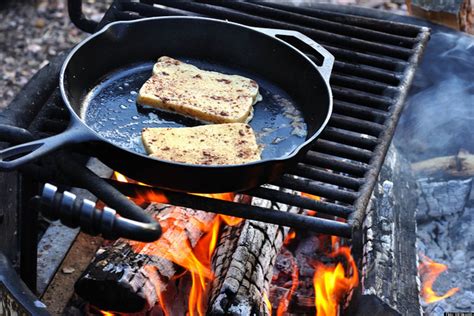 Why A Cast Iron Skillet Will De-Stress Your Kitchen Life | HuffPost