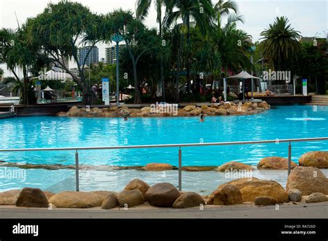 Boat Pool swimming pool, South Bank, Brisbane, Queensland, Australia ...