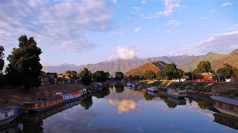 Places to Visit in Srinagar: Tourist Places in Srinagar, Srinagar ...