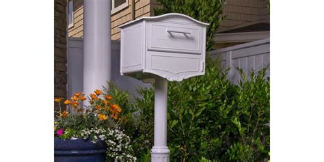 Geneva Post Mount Locking Mailbox White