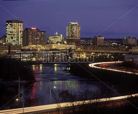 Manchester Skyline At Night – New Hampshire Stock Photography and ...