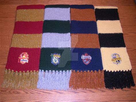 Harry Potter Hogwarts House Scarves by PiixXxiiE on DeviantArt