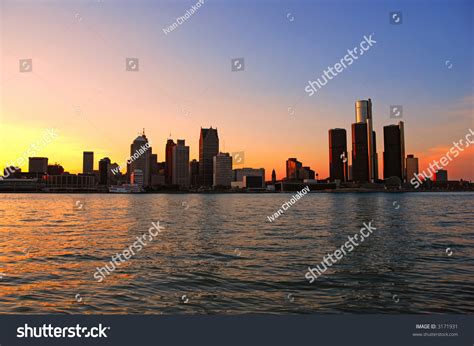 Detroit Skyline Sunset Stock Photo 3171931 | Shutterstock