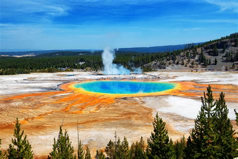 The Yellowstone Supervolcano Is Slowly Dying