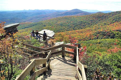 16 Quick Hikes, Blue Ridge Parkway | RomanticAsheville.com