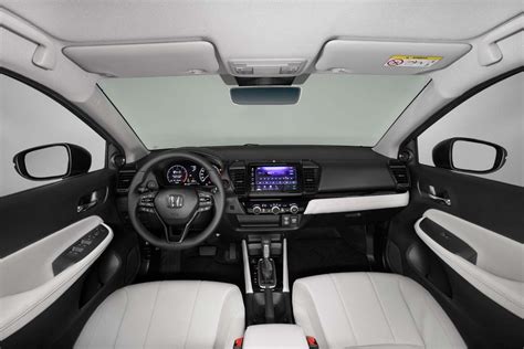 Nuevo-Honda-City-2022-interior - Mega Autos