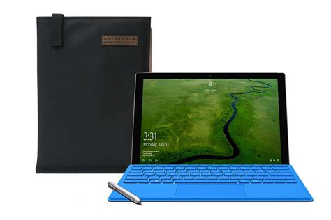 11 Essential Surface Pro Accessories