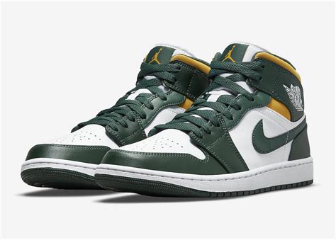 Air Jordan 1 Mid Appears in Classic Seattle Supersonics Team Colors ...