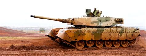 Olifant MKII Main Battle Tank Editorial Photography - Image of armoured ...