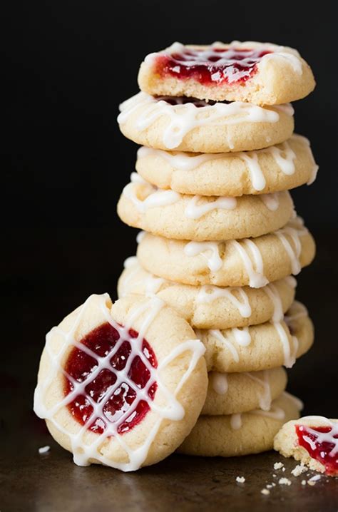 Raspberry Almond Shortbread Thumbprint Cookies: Holiday Inspiration ...