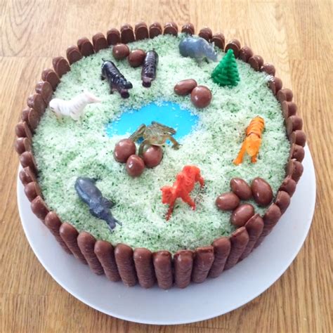 Easy Zoo Cake - Birthday Celebrations - This Is Cooking for Busy ...