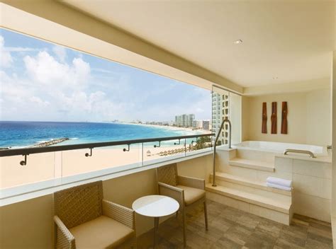 THE 10 BEST Luxury Beach Resorts in Cancun