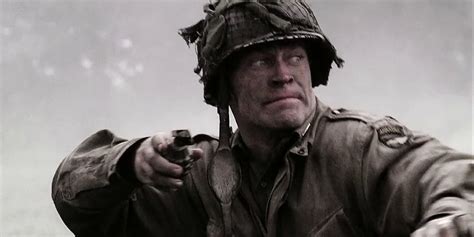 Band Of Brothers' Buck Compton "Goof" Was Actually Deliberate (& The ...