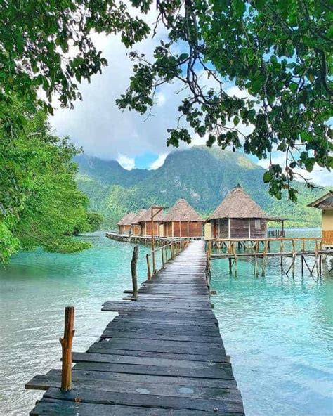 Pantai Ora Maluku | Pesona Kecantikannya Bikin Jatuh Hati