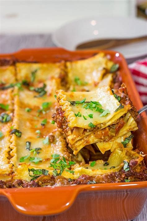 Lasagna Bolognese | Layers upon layers of delicious flavor!