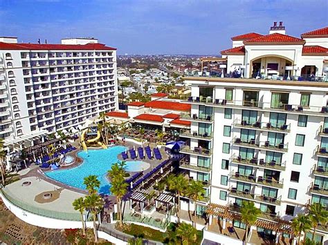 Top 7 Hotels with Pool in Huntington Beach