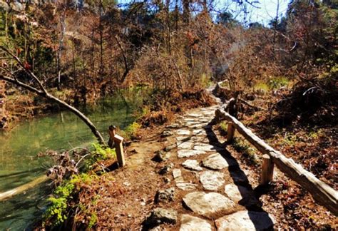 Austin Hiking Trails Hamilton Park Dripping Springs - Flavorverse