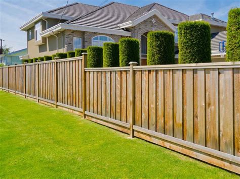 Wood Fence Styles With One of the Top Rated Fence Companies in Sarasota ...