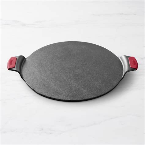 Lodge Bakeware Seasoned Cast Iron Pizza Pan | Williams Sonoma