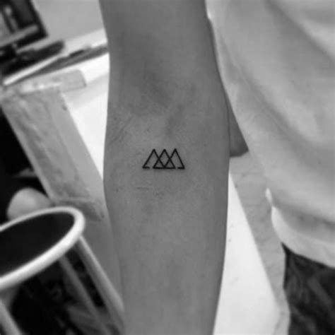 55 Simple Forearm Tattoos for Guys | Small forearm tattoos, Small ...