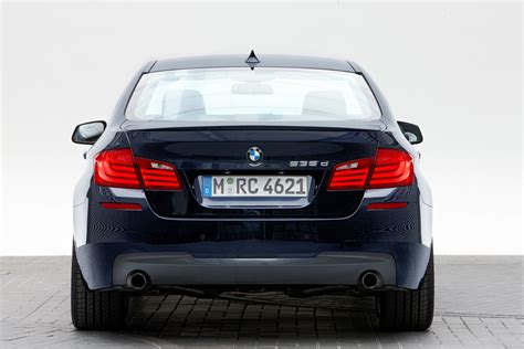 Premiere: 2011 BMW 5 Series M-Sport Package