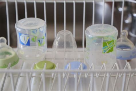 How to Sterilize Baby Bottles in the Microwave | Livestrong.com