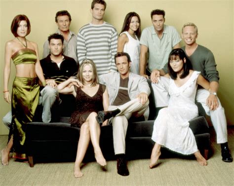 Where to Watch Beverly Hills, 90210 | POPSUGAR Entertainment