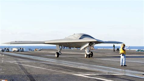 X-47B stealth drone targets new frontiers - BBC Future